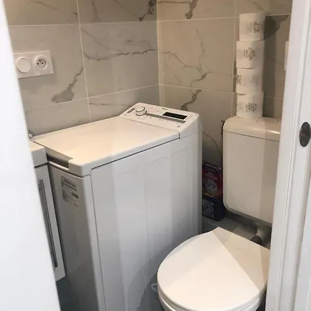 Studio Entierement Renove 3e Arr Apartment
